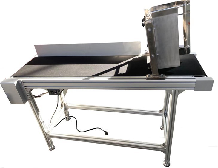 Conveyor Belt Equipment